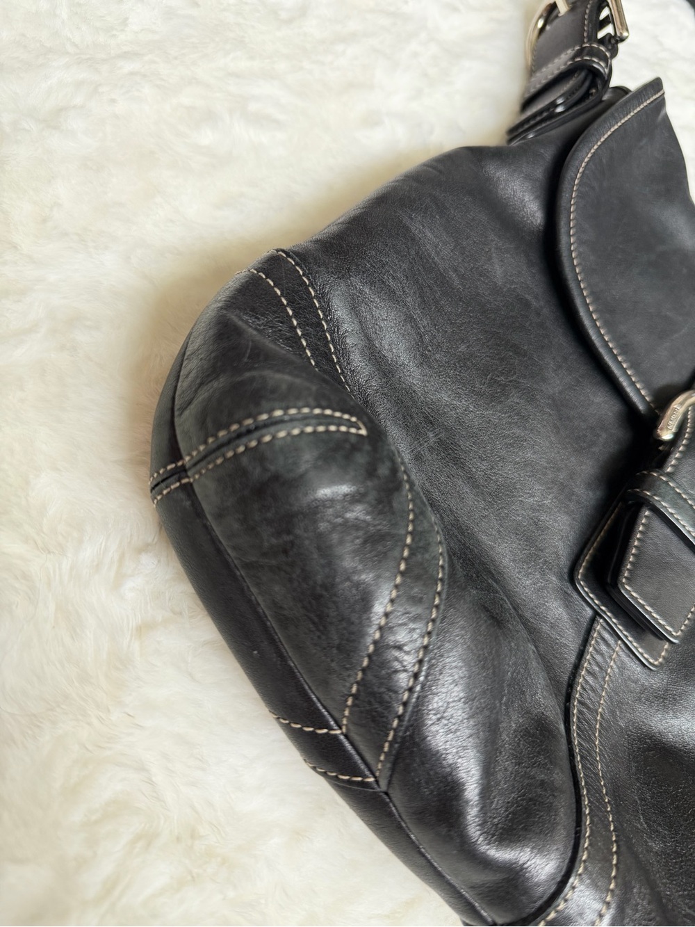 Coach Black Leather Shoulder Bag with Buckle Detail - Picture 5 of 16